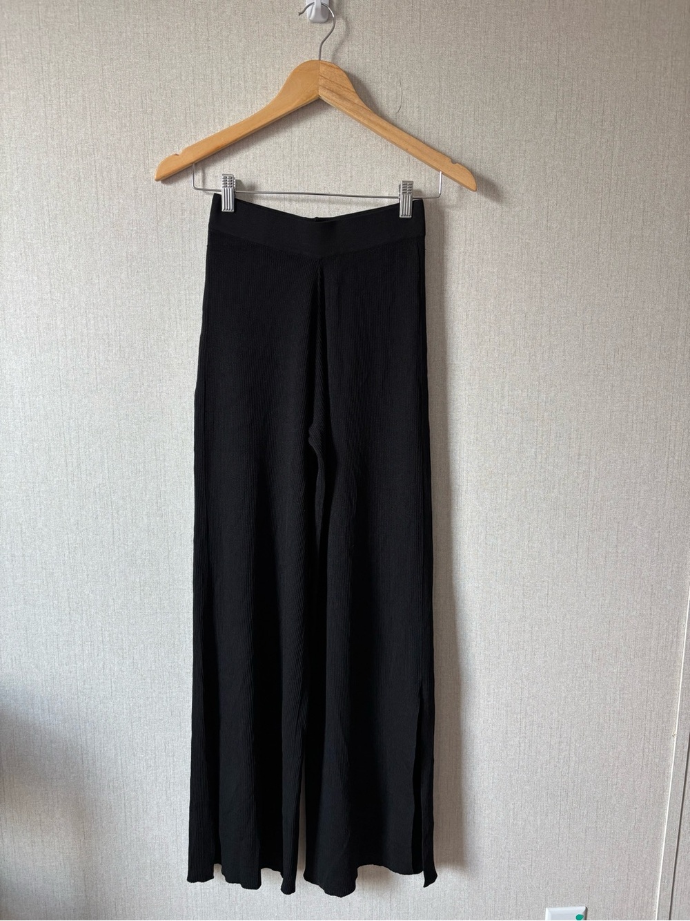 Lioness Black Wide-Leg Flow Pants